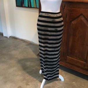 Bailey 44 Black /Grey Maxi Knit Fitted Skirt,Size XS should fit abigger S easily